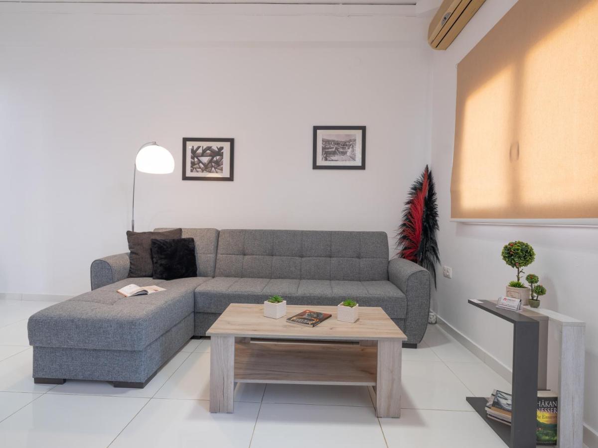 Palm House Near Airport 公寓 *